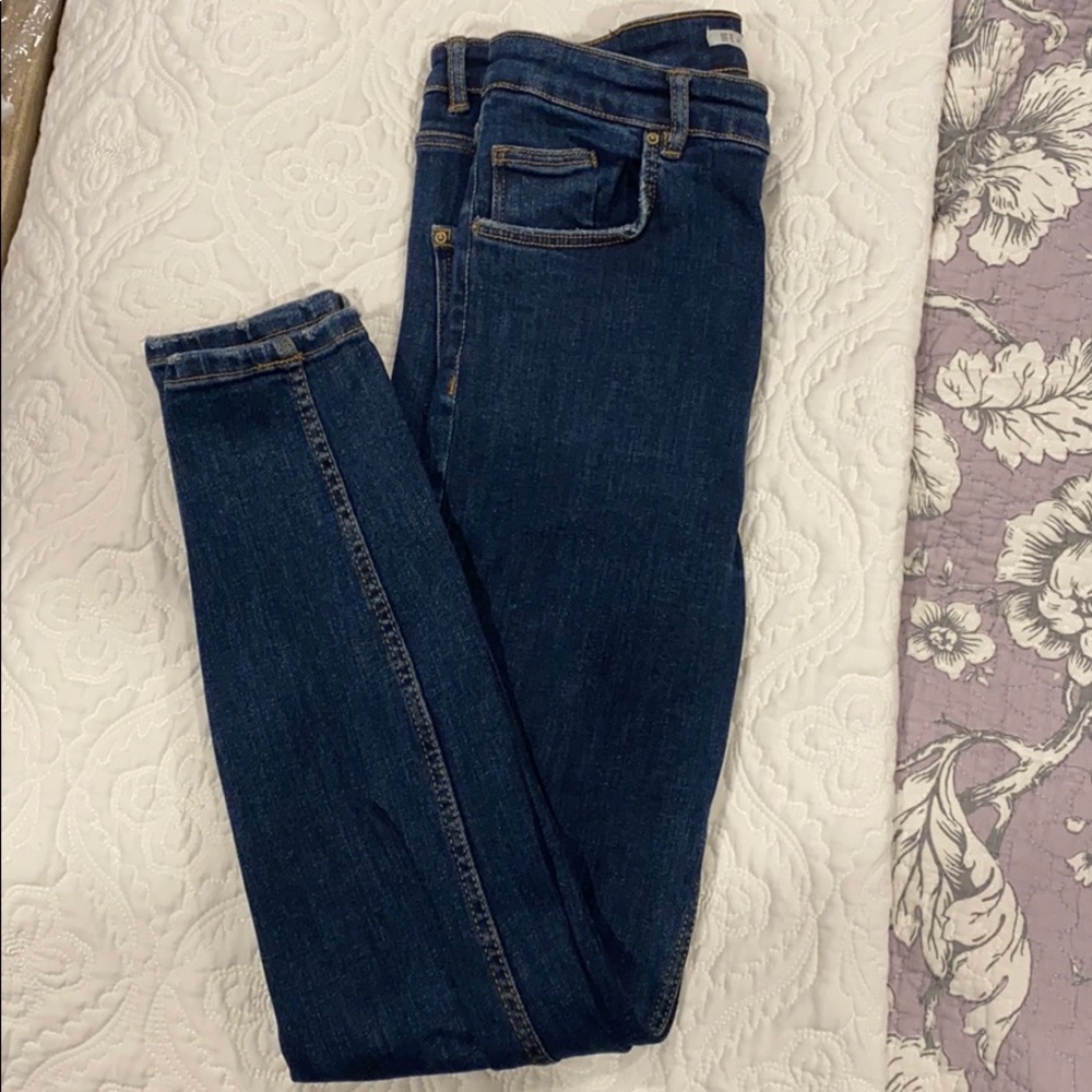 Zara Skinny Ankle Jeans